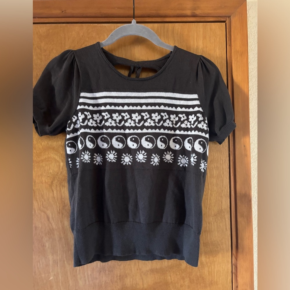 Treasure & Bond Black and White Patterned Blouse